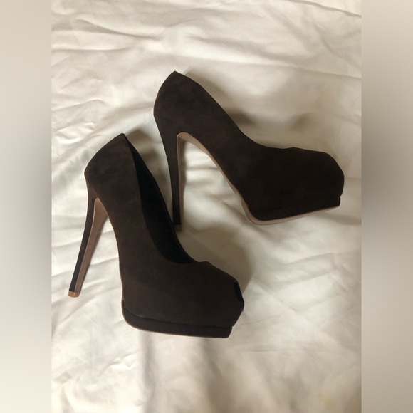 QUPID FAUX SUEDE PEEP TOE HIGH HEEL PUMPS 8.5 - Picture 2 of 9